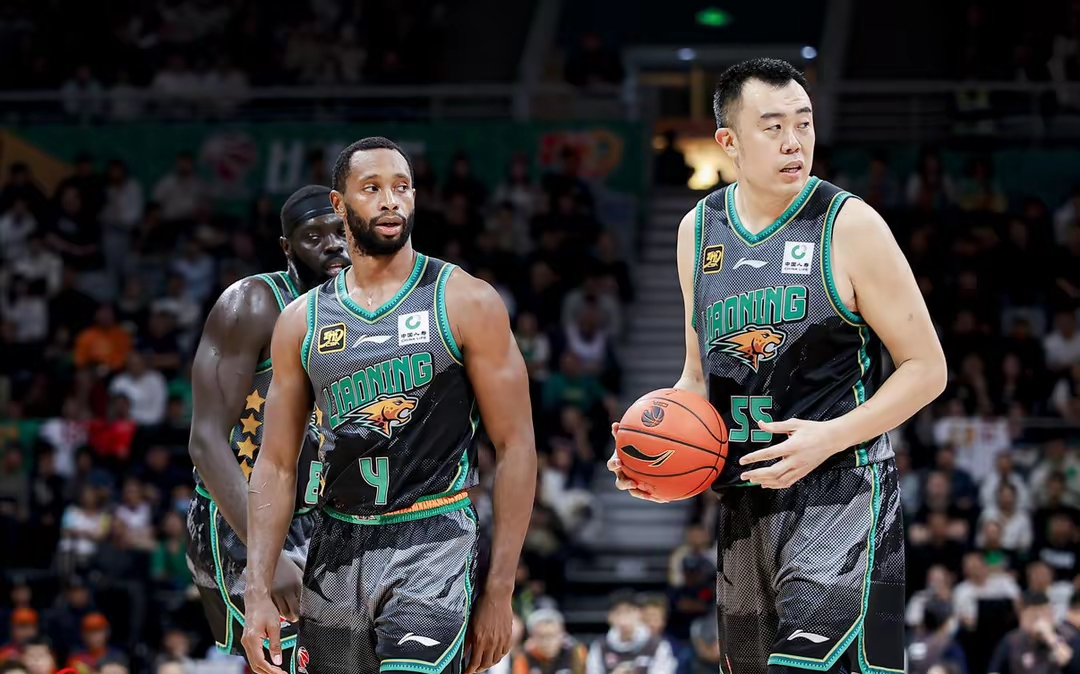 新疆广汇战术微调备战欧超杯集结日浙江队备战NBA总决赛，清晨本菲卡调整名单以备欧冠直接炸裂的简单介绍