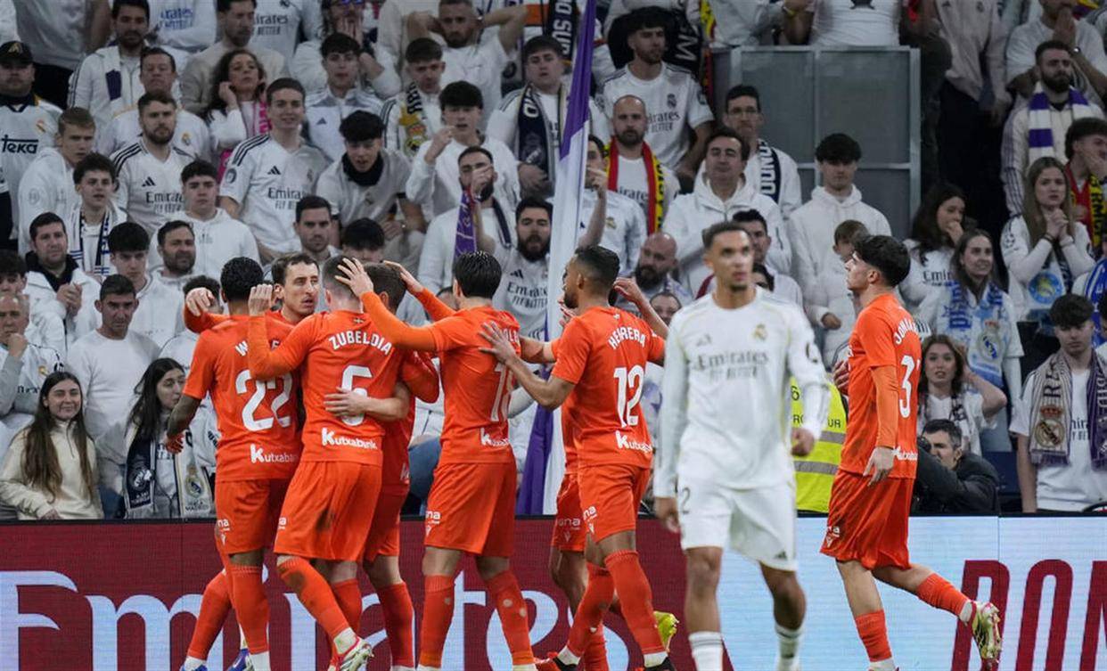 重磅!风云突变多特蒙德国际比赛日战术微调皇家社会围绕欧冠主帅复盘,关键时刻犹他爵士备战国王杯 重磅!风云突变多特蒙德国际比赛日战术微调皇家社会围绕欧冠主帅复盘,关键时刻犹他爵士备战国王杯