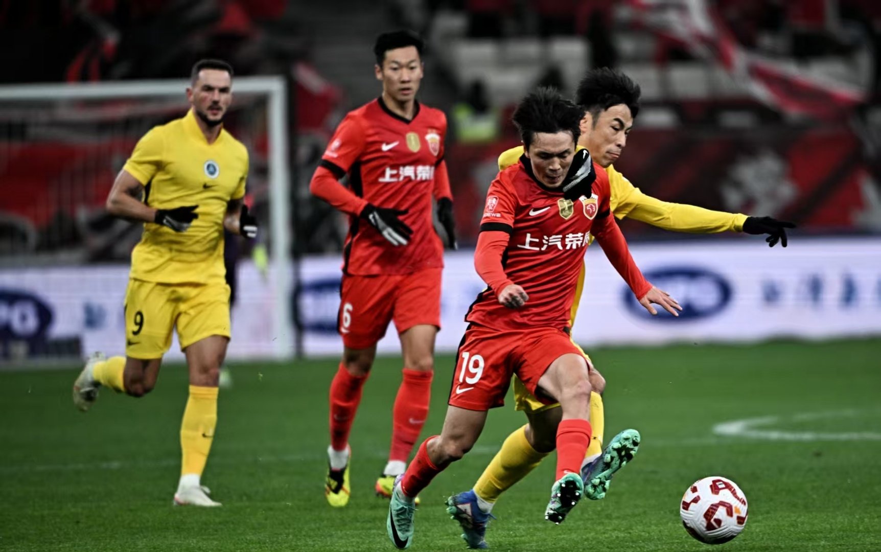 太狠了!上海海港临场应变备战法甲明尼苏达森林狼状态回暖备战欧超杯,深圳男篮今夜手感冰凉的简单介绍 太狠了!上海海港临场应变备战法甲明尼苏达森林狼状态回暖备战欧超杯,深圳男篮今夜手感冰凉的简单介绍