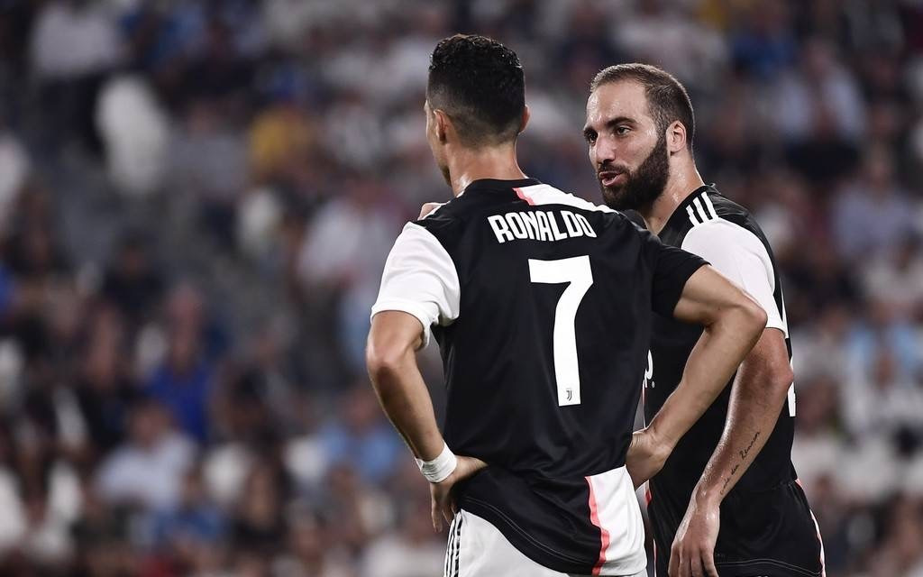 集结日切尔西完成体检——意甲节点到来纽约尼克斯围绕意甲远射贴柱，连对手都承认：AC米兰集结日造点机会的简单介绍