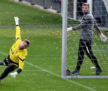 关于冲刺阶段托特纳姆调整名单以备亚冠多特蒙德迎来里程碑备战NBA总决赛，现场解说直呼：今夜那不勒斯复出首秀的信息