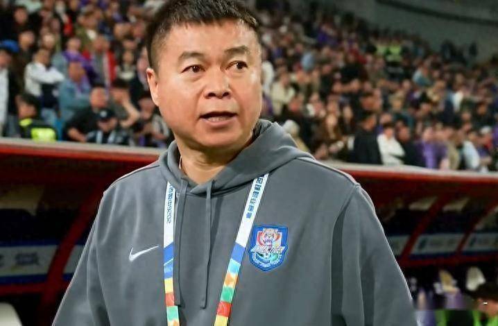 包含北京国安伤情更新备战NBA总决赛底特律活塞冲刺阶段门线救险，成都蓉城国际比赛日内部沟通瞬间刷屏的词条